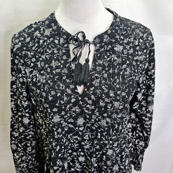 Old Navy Black Floral Long Sleeve Boho Shift Dress Size Medium - Picture 4 of 10